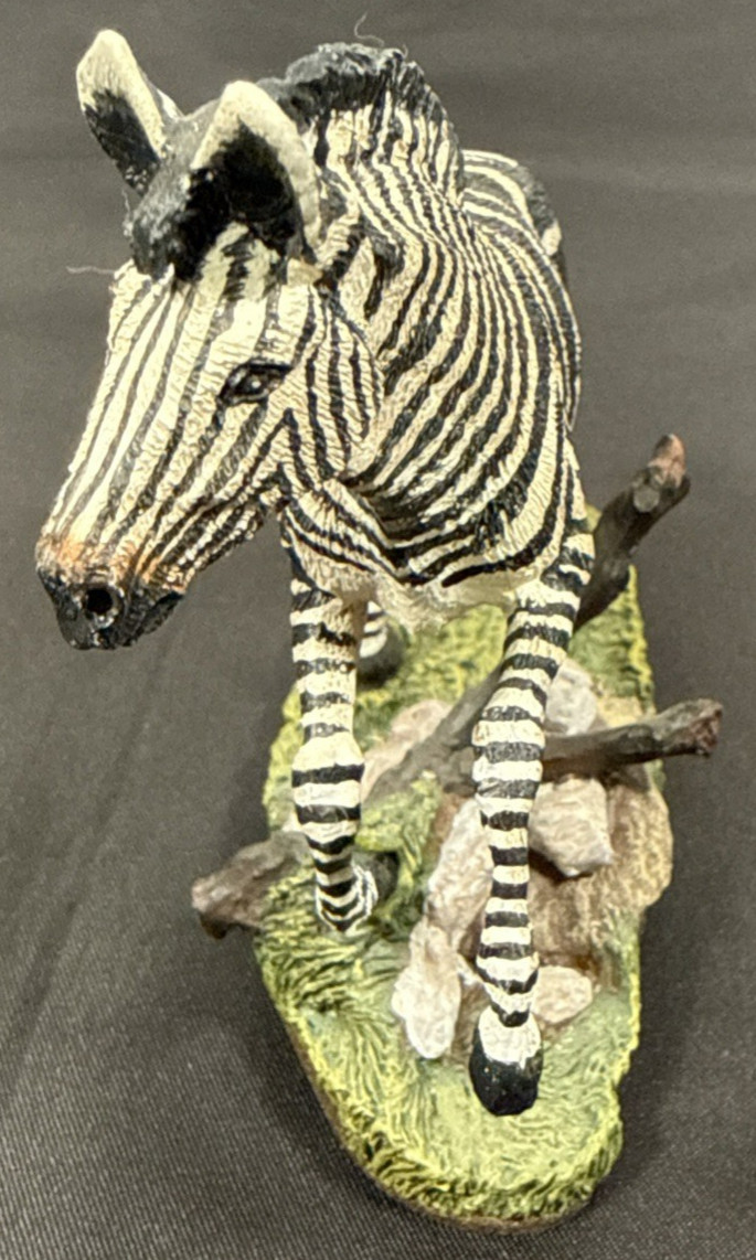 Franklin Mint 1987 Equus Zebra Wildlife Preservation Figurine