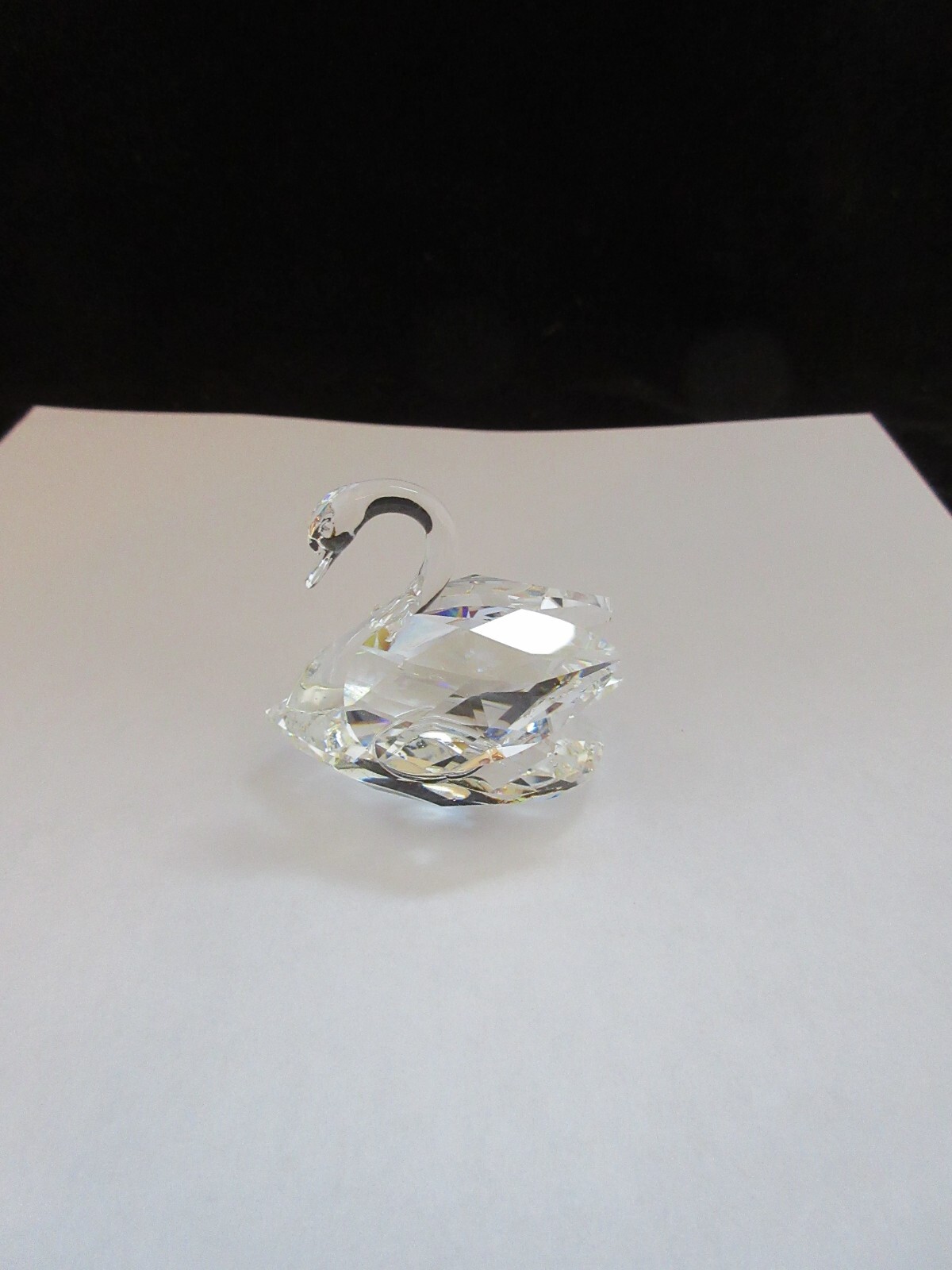 🦢 Swarovski Crystal “Beauties of the Lake”, 2″ Iconic Swan Figurine