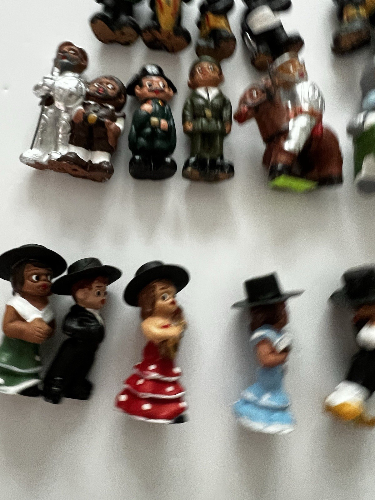 Spanish Mud People African Figurine Terracotta Vintage Folk Art 38 Pieces Box