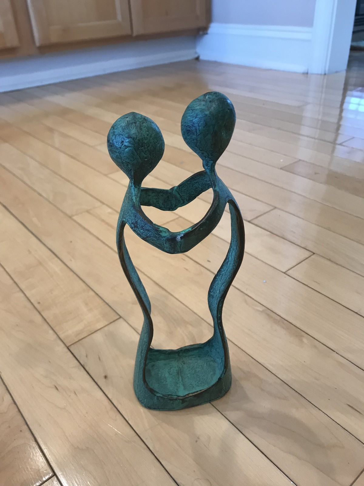 Abstract Embrace Couple Sculpture – 10 Inch Tall Metal Art