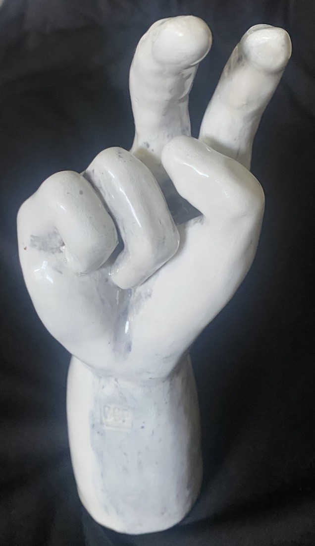 Hand Sculpture Peace/Victory sign