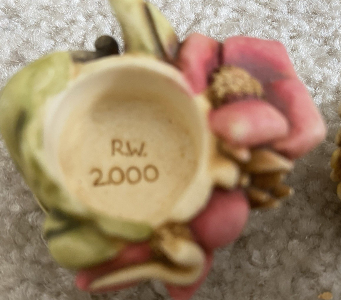 Harmony Kingdom Field Day Mouse Figurine Trinket Box 2000 FREE SHIP