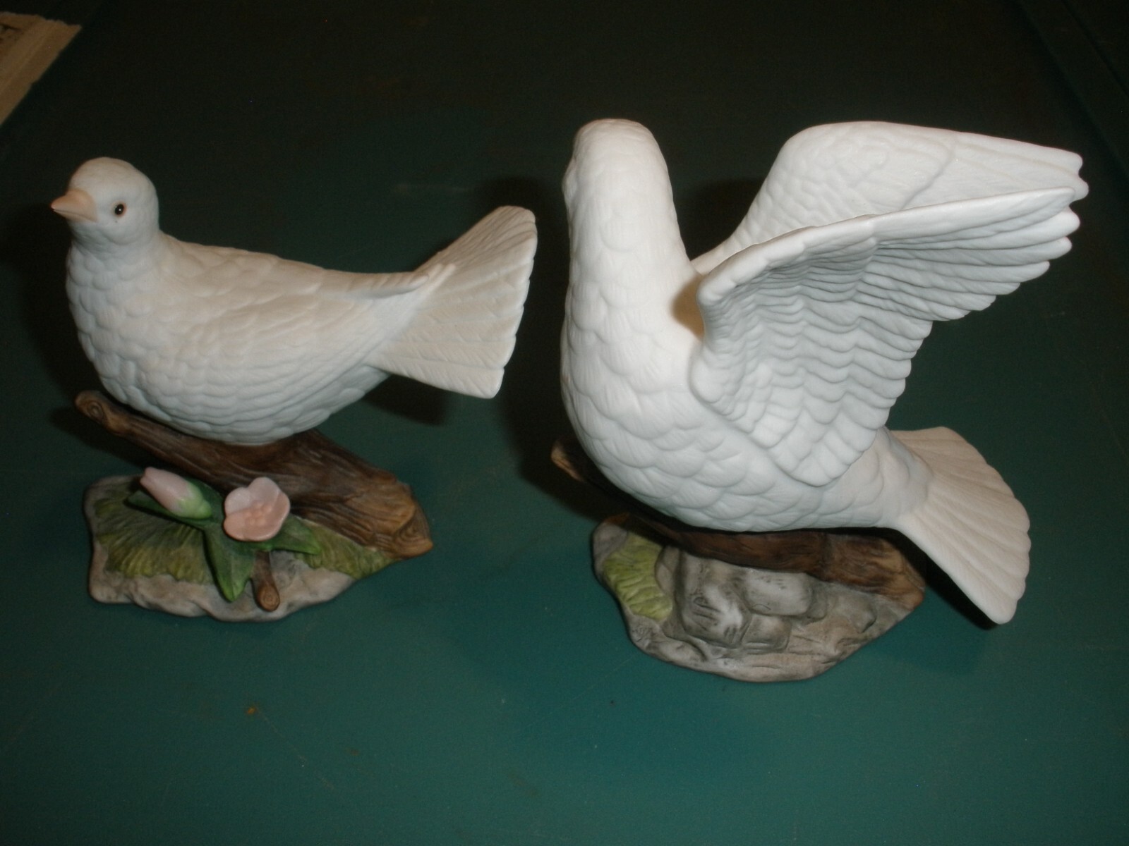 Serene Doves Porcelian Figurines Home Interior with Pink Flowers 14046-03