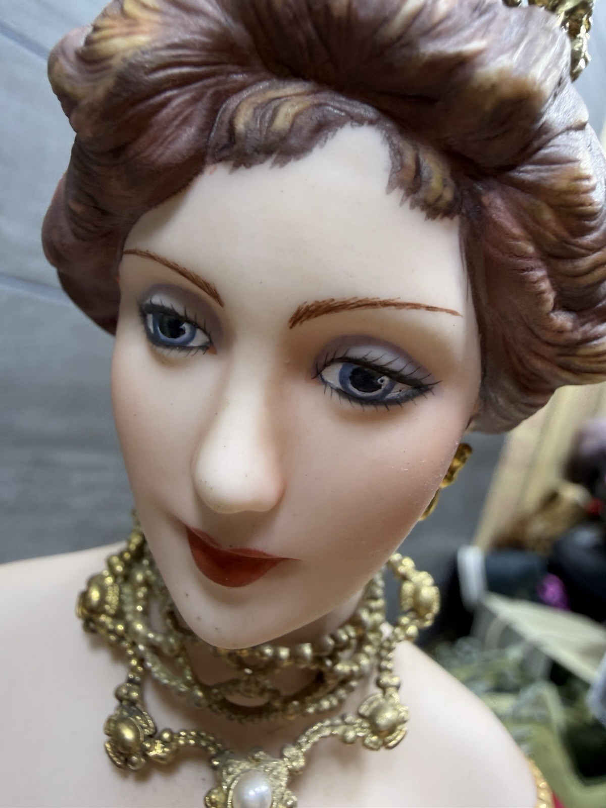 The Franklin Mint Faberge Empress Alexandra Porcelain Statuette 1989 Gold Statue