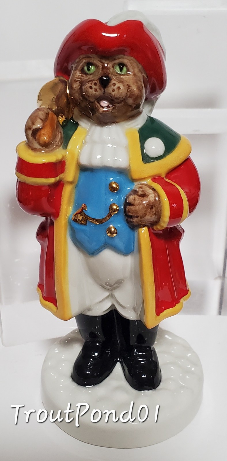 Wade Catkins Town Crier 2000 LE 250 Blow-Up 5 In Porcelain Cat Figurine UKI Ltd