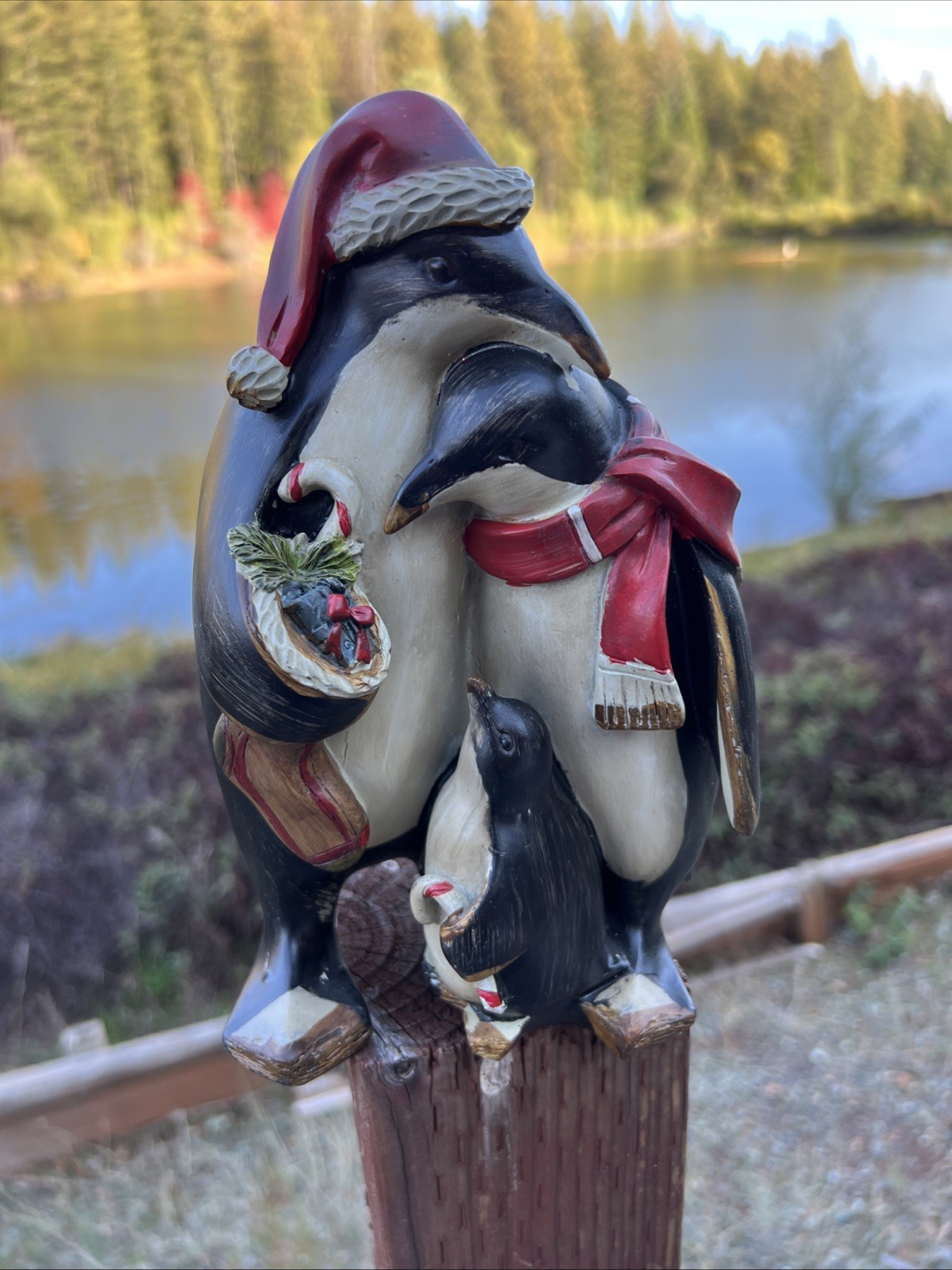 Penguin Christmas Figurine Family Of 3 Figurine 8 1/2″ Wood Look Family