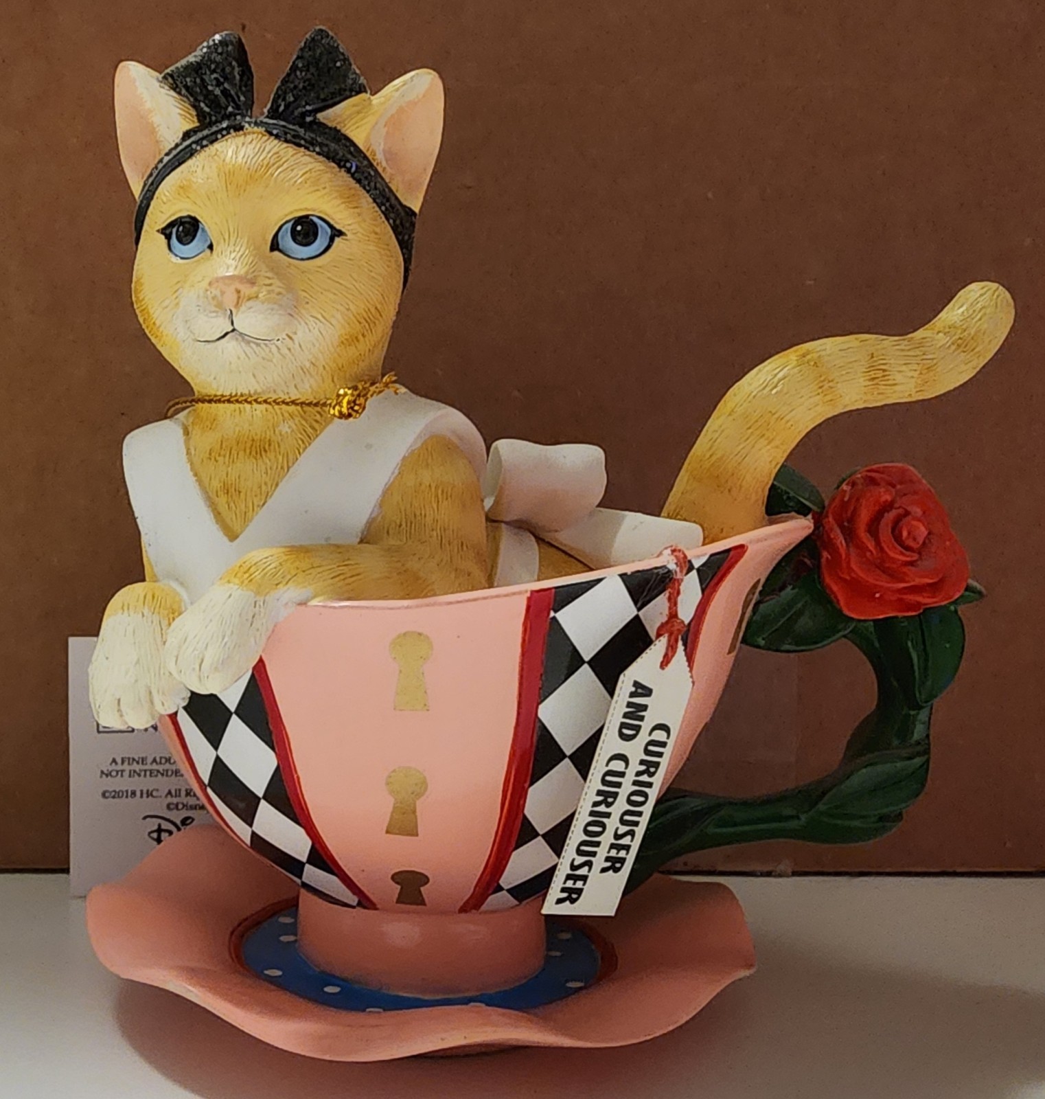 Disney Alice in Wonderland Cat-rious Alice Cat-In-A-Teacup Figurine Hamilton