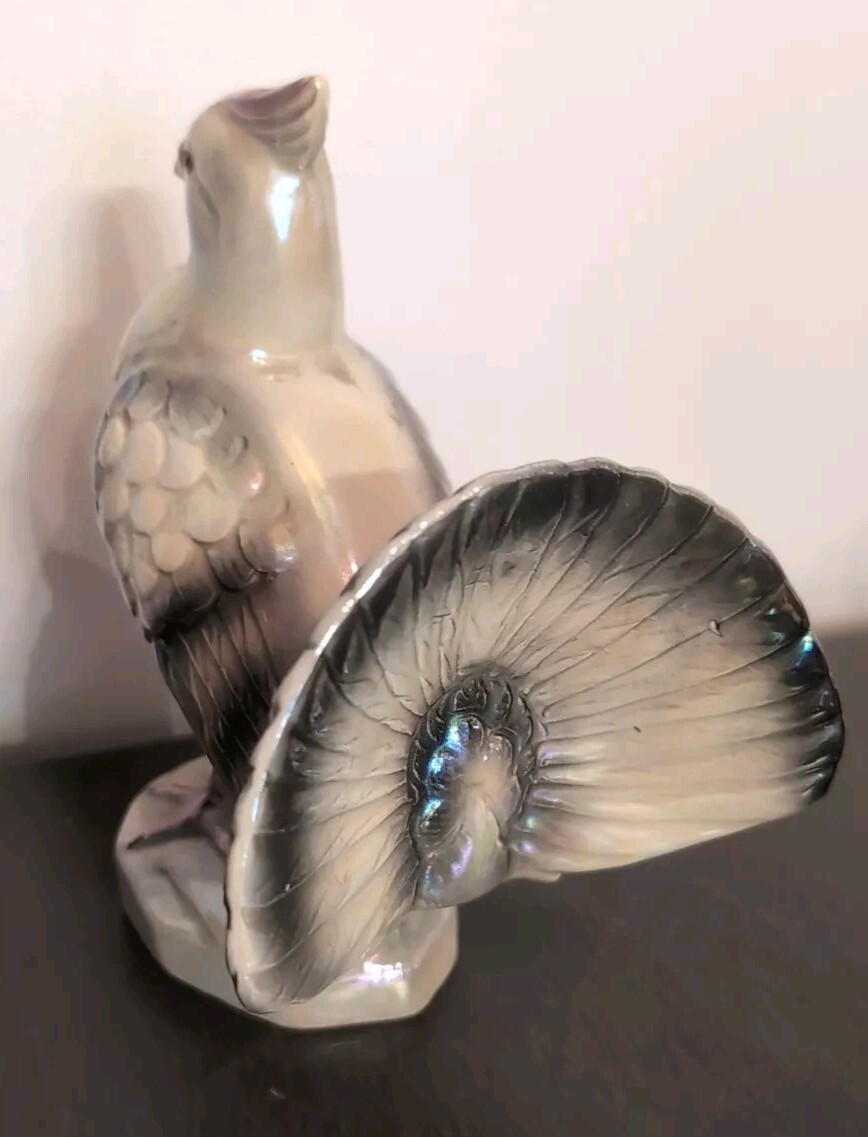 Rare VTG JEMA Pigeon Figurine No. 180 Holland Lusterware Hard to Find Birds Nice