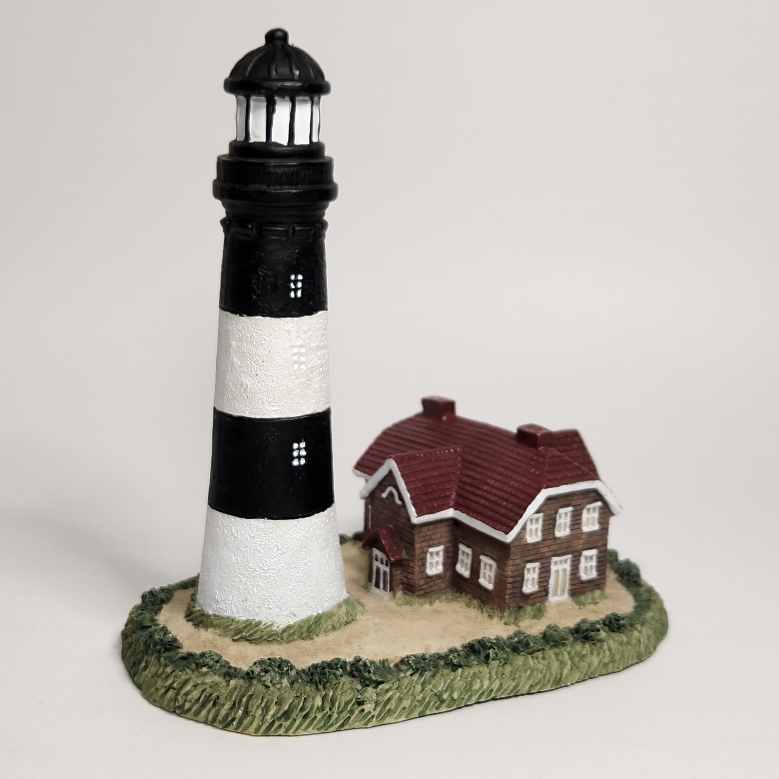 Vintage Fire Island NY Lighthouse 6″ Figurine – Scaasis Originals New York