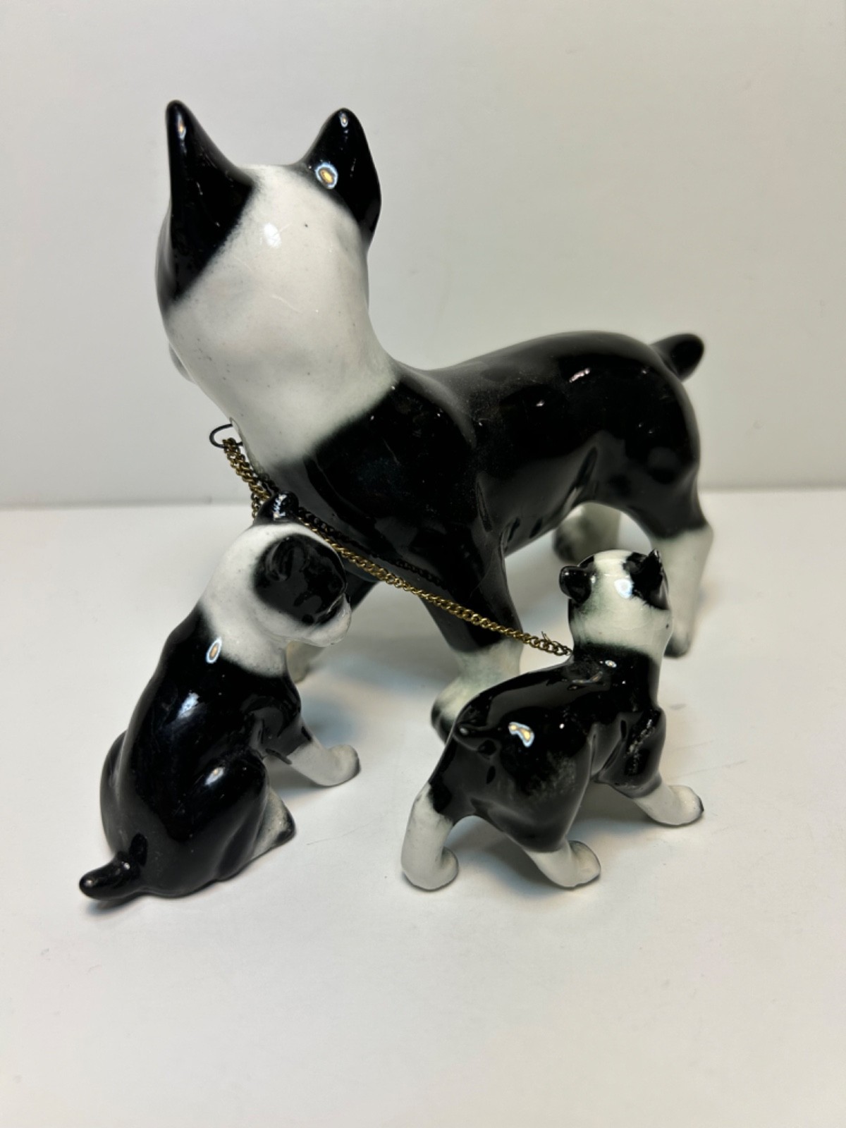 dog figurine ceramic Black and White, Mama With 2 Babies