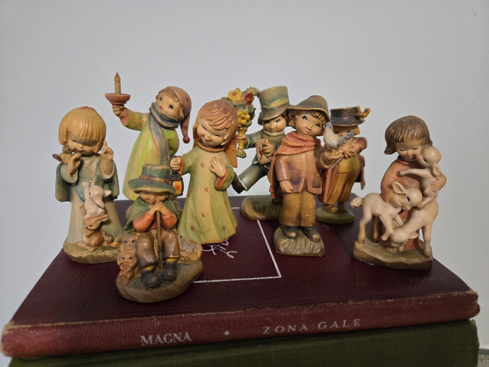 Antique ANRI Italy Bundle Lot Ferrandiz Hand Carved Wood Figurines Collection