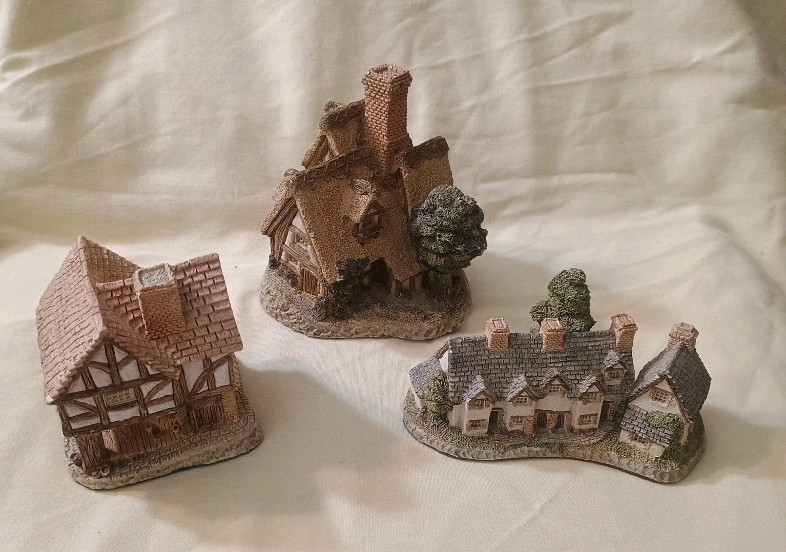 David Winter Cottages Lot Of 3 LittleMarket, Pilgrim’s Rest, Craftsmens Cottages