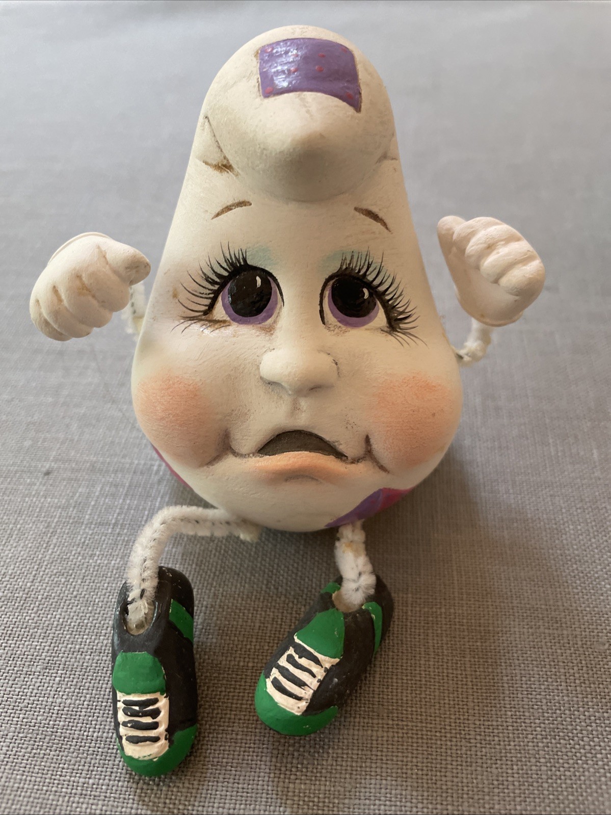 2 Vintage Anthropomorphic Smiling Tear Drop Ghost Face Shelf Sitter