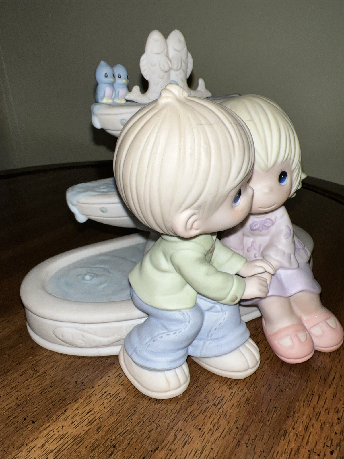 Precious Moments Love Is The Fountain Of Life Ltd Edition #1614/5000 #830017