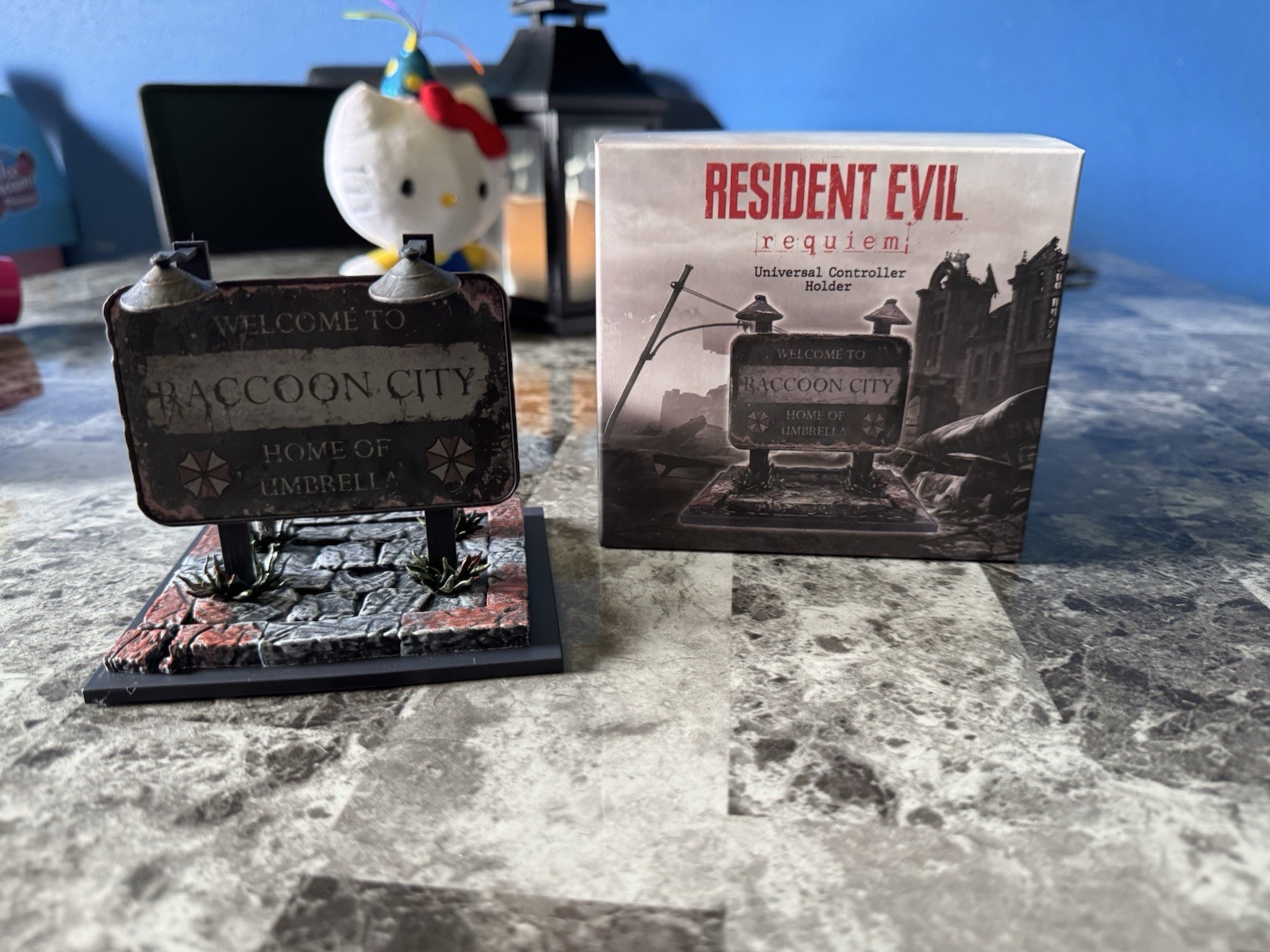 Resident Evil CONTROLLER HOLDER GameStop Exclusive new never opened in hand