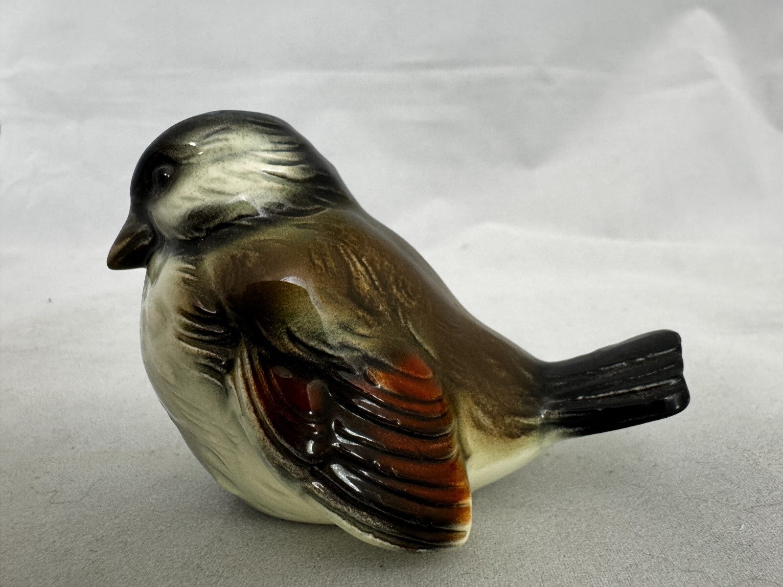 Vintage Goebel Sparrow Bird Figurine Wren Retired CV74 Blue Breast W Germany