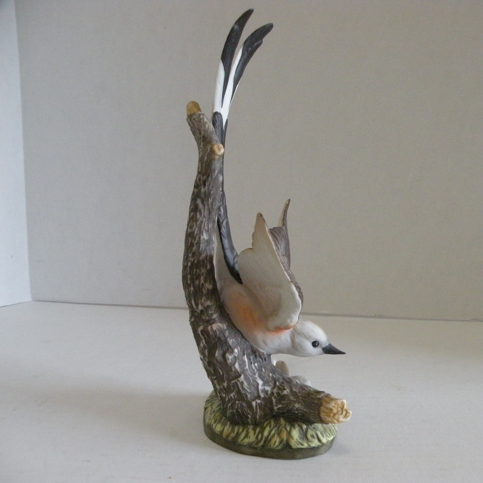 Vintage Scissor-Tailed Flycatcher 1986 Homco Masterpiece Porcelain Figurine