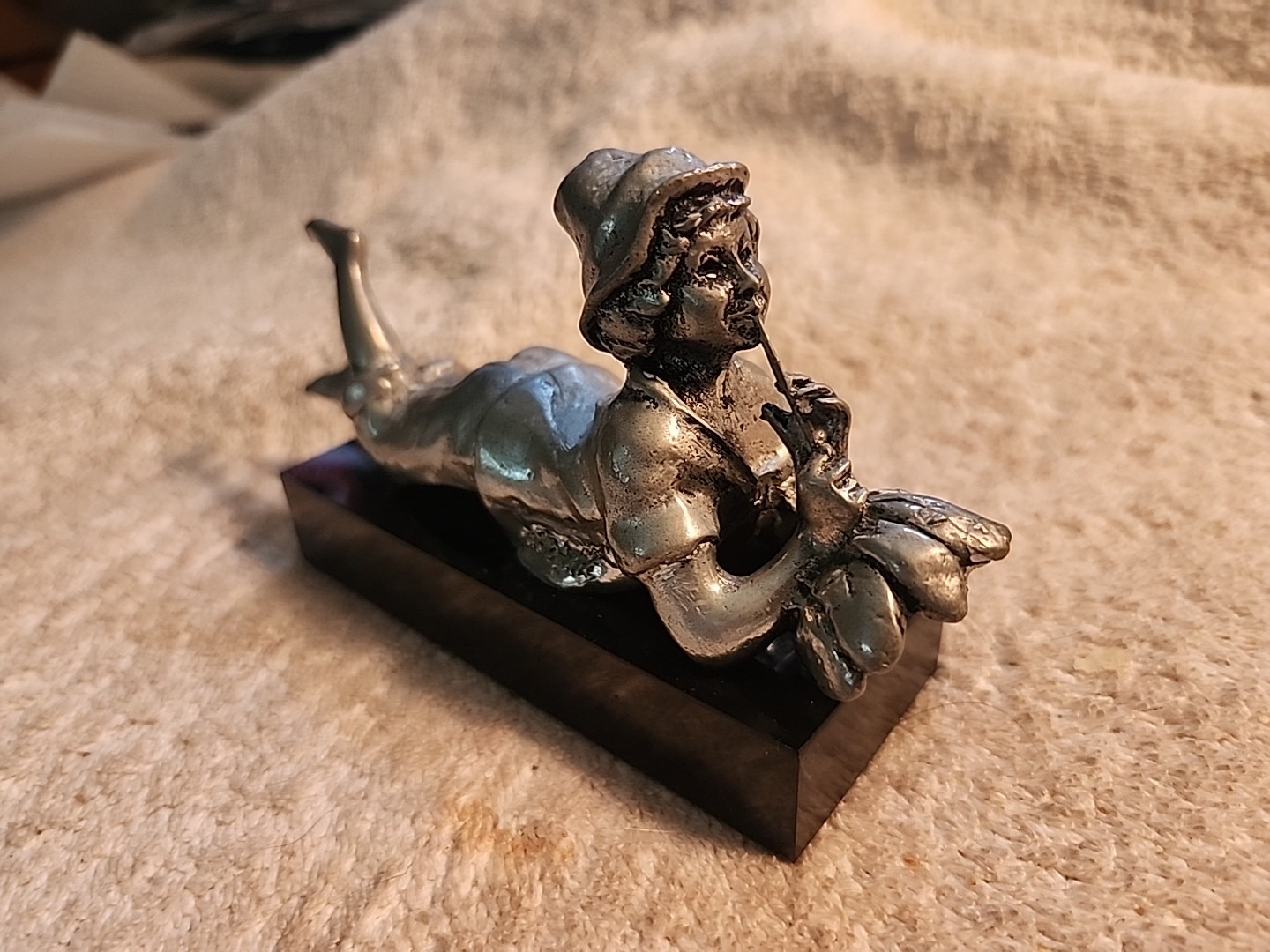 5.25″ Pewter Figurine Boy Playing A Flower Flute #168