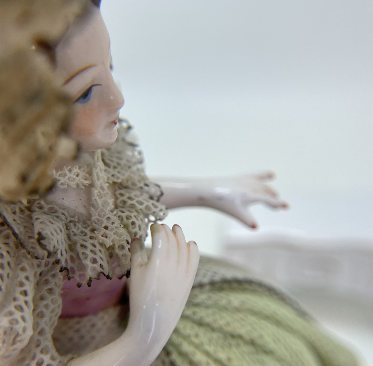 Vintage Porcelain Figurine Lady Fabric Lace Dress Umbrella Parasol Bench Sitter