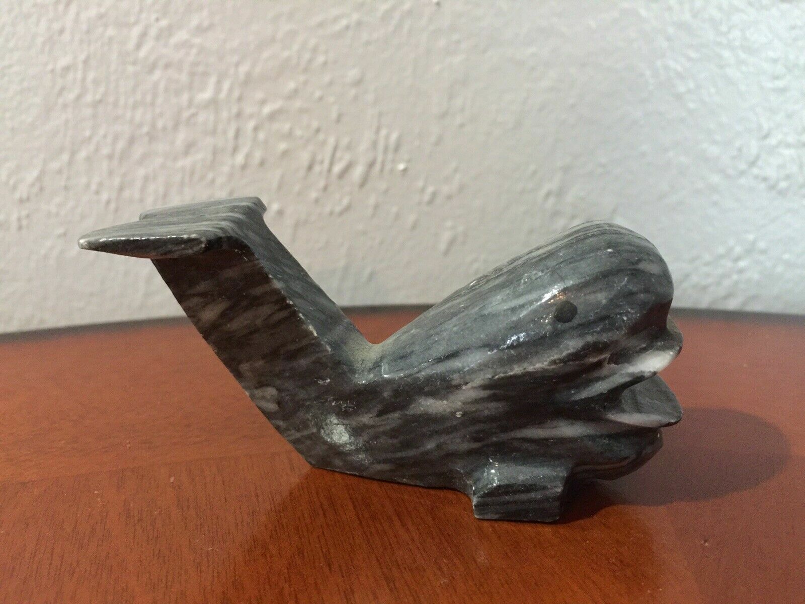 Hand Carved Quartz Whale Figurine Paper Weight 3.75″ Long Gray Marbled (6)
