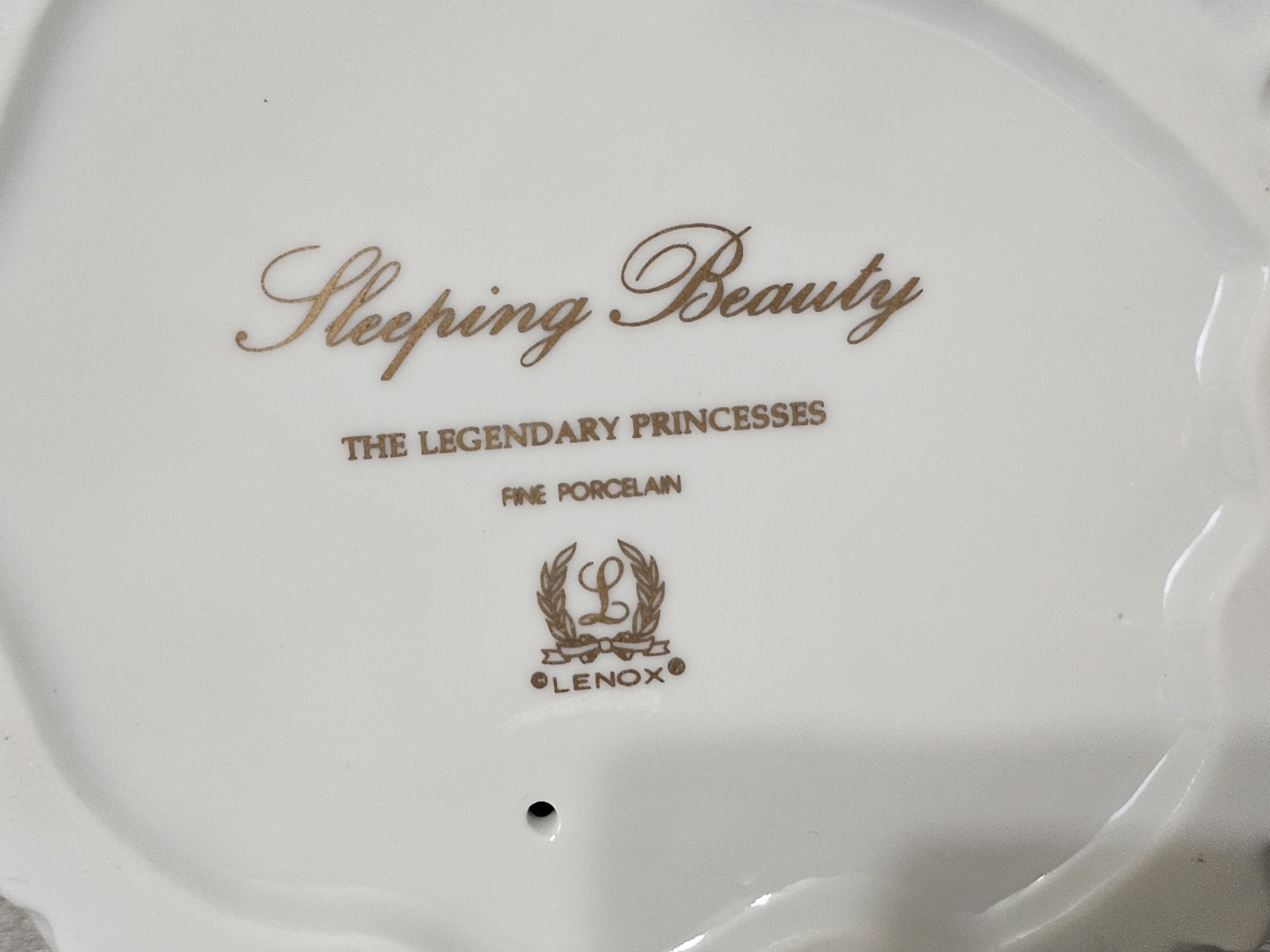Sleeping Beauty by Lenox Legendary Princesses Figurine, 9″ Vintage 1980s