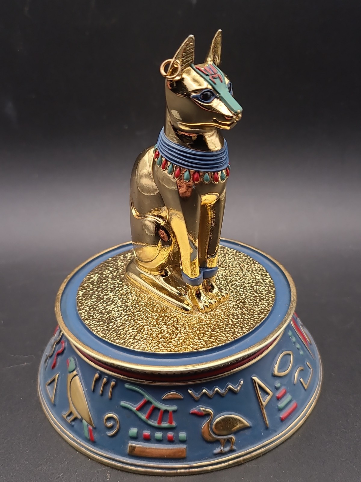 Franklin Mint Limited Edition -The Sacred Bast Cat Figurine-Bell Dome
