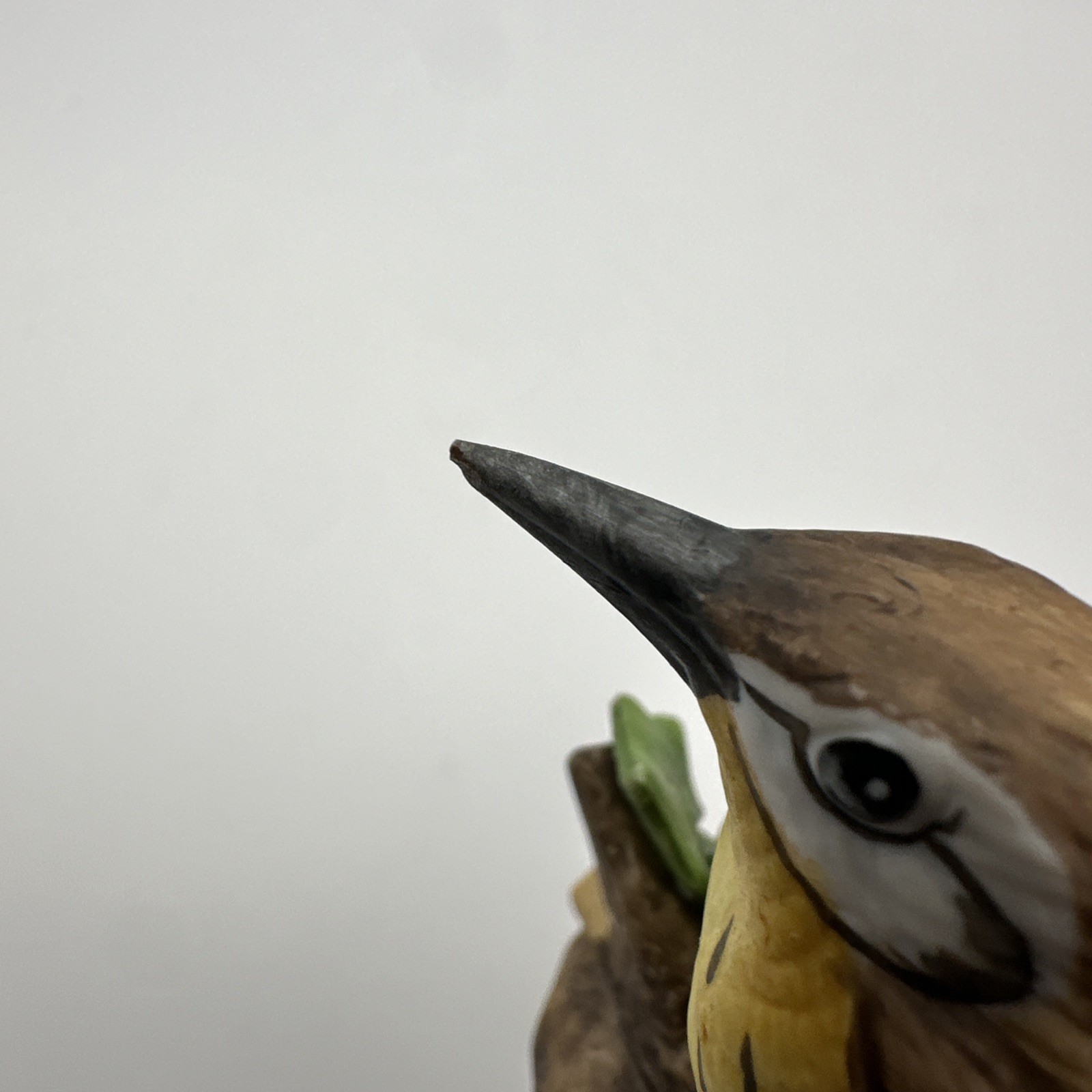 Lefton Miniature Bird Figurine Prairie Warbler #04023 Taiwan 2.25 in Vintage