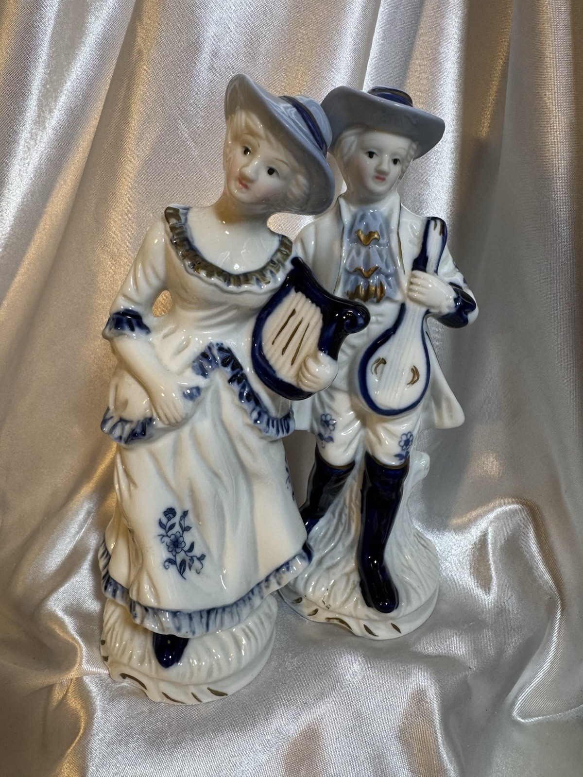 Vintage Blue & White Porcelain Colonial Man & Woman Figurine Playing Instruments