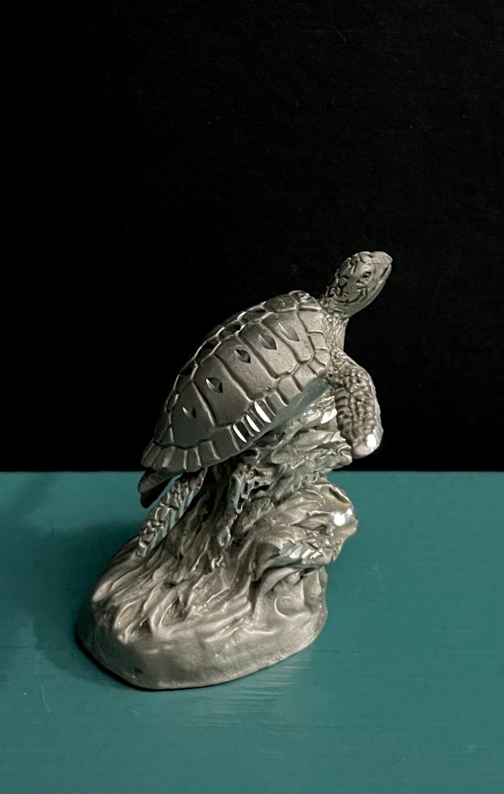 Masterwork Pewter Sea Ocean Life Beach Turtle Reptile Diorama Mini Art Figurine