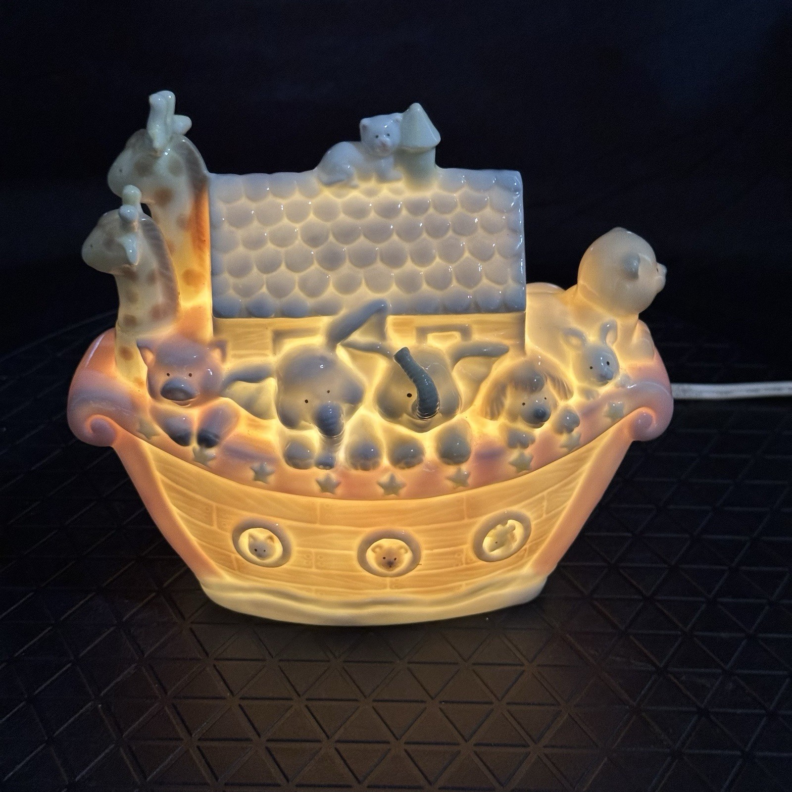 Vintage RUSS CERAMIC Noah’s Ark Night Light Lamp 5 3/4″ #15191 Works New Bulb