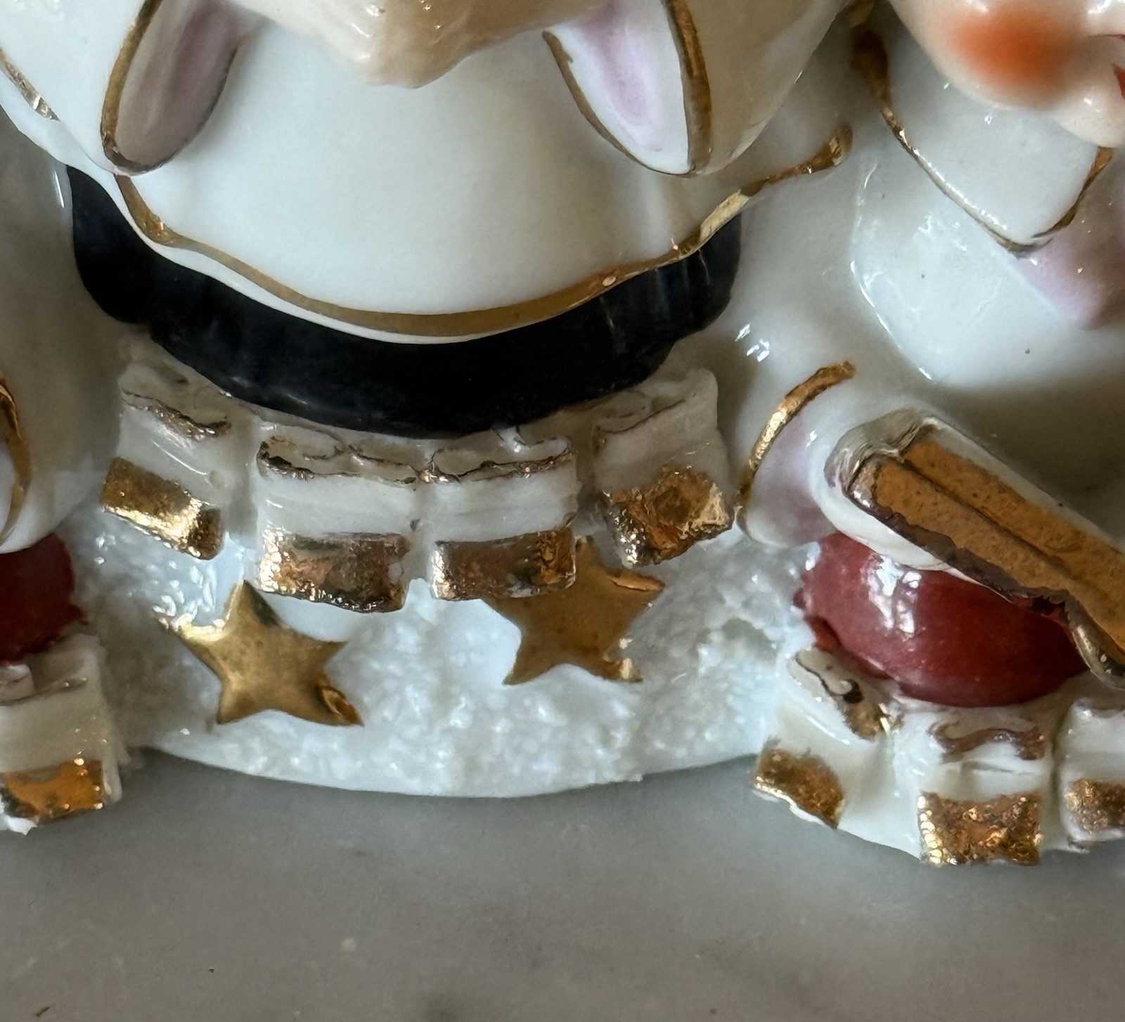 Vintage Hand-Painted Ajax Gold Star Sugar Base Angel Choir Figurines