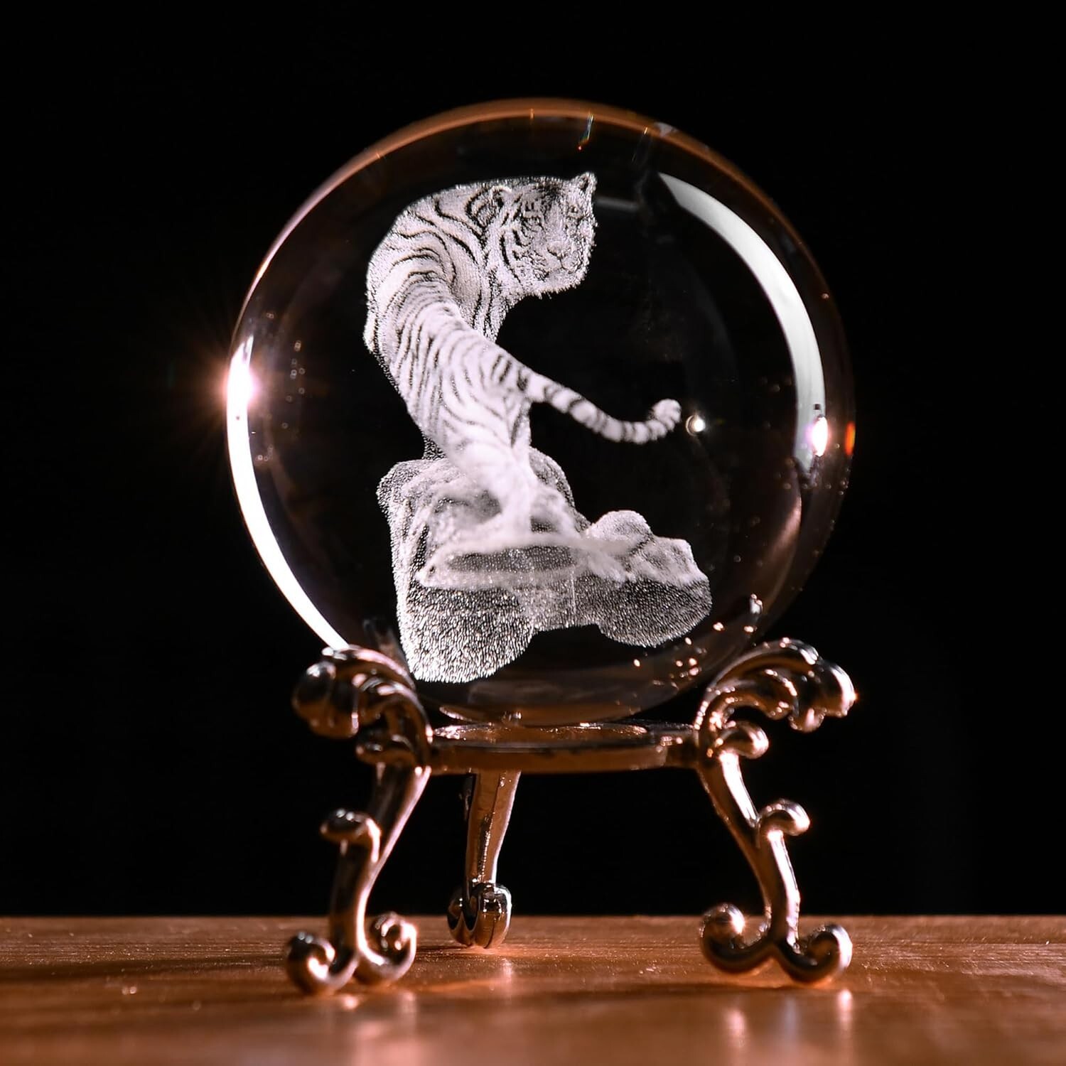 IFOLAINA 3D Tiger Crystal Ball Tiger Figurines in Ball 2.36″D x 2.36″W x 3.54″H