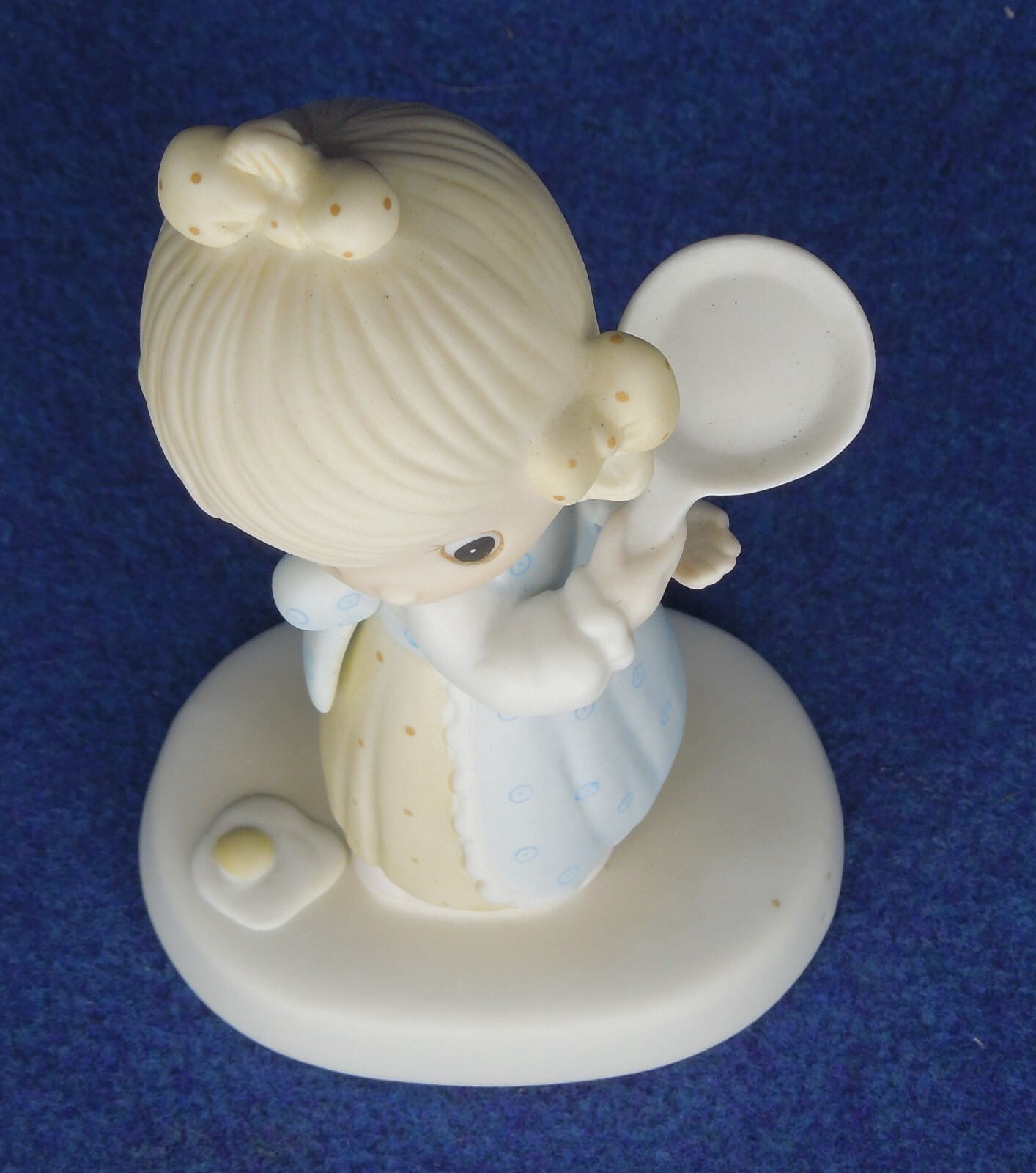 Precious Moments “EGGS OVER EASY” E-3118 FISH Mark – B3