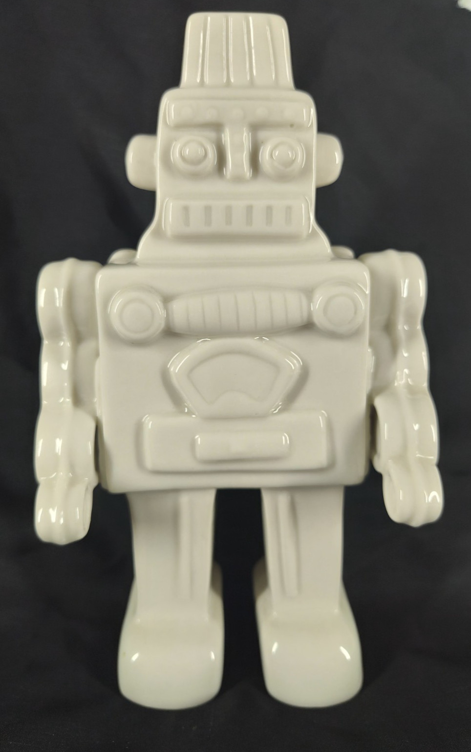 Siletti My Robot Retro Porcelain Memorabilia Figurine 8.5 in x 4.5 in