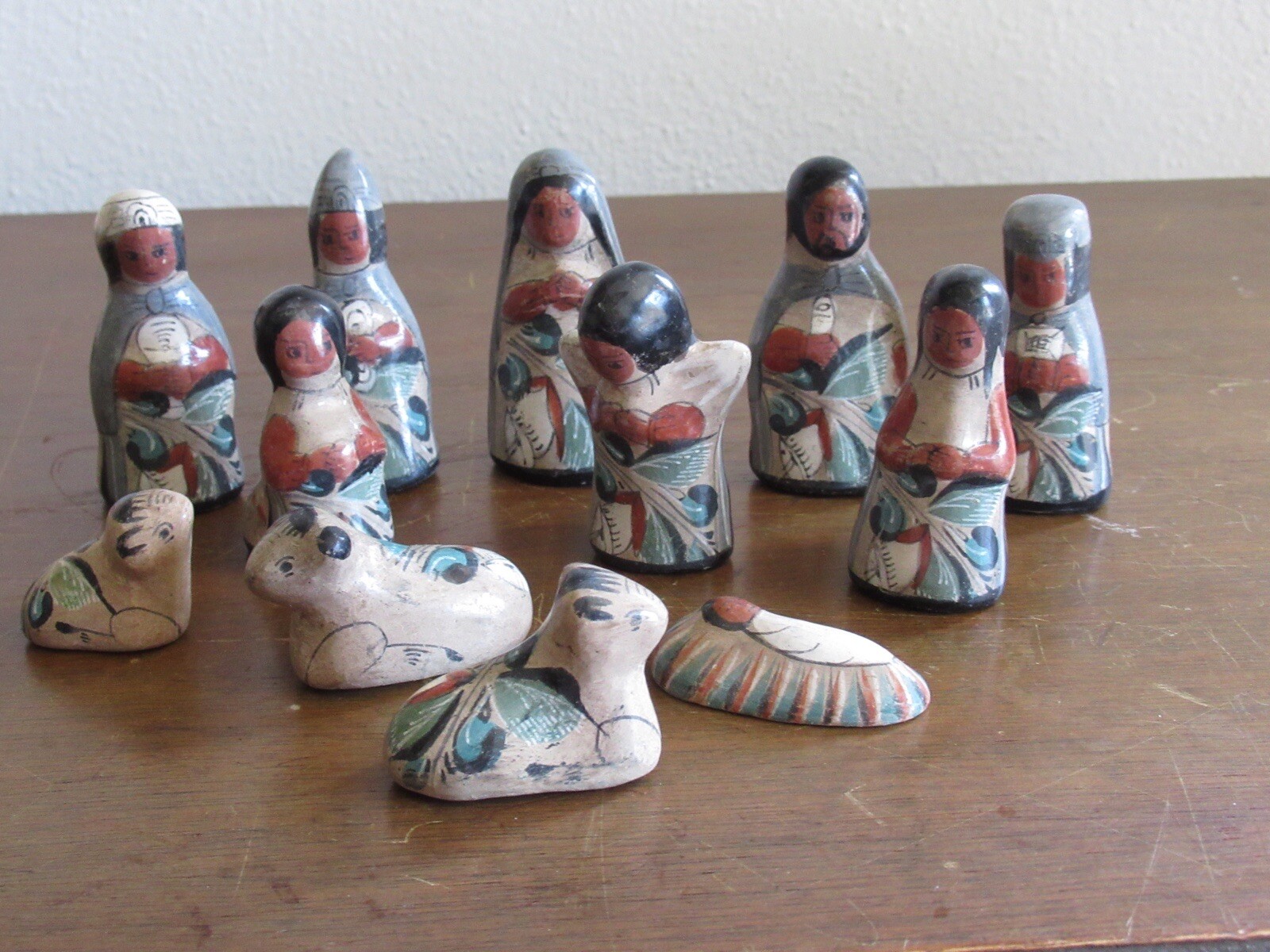 Nativity Scene Pottery Set 12 Pieces
