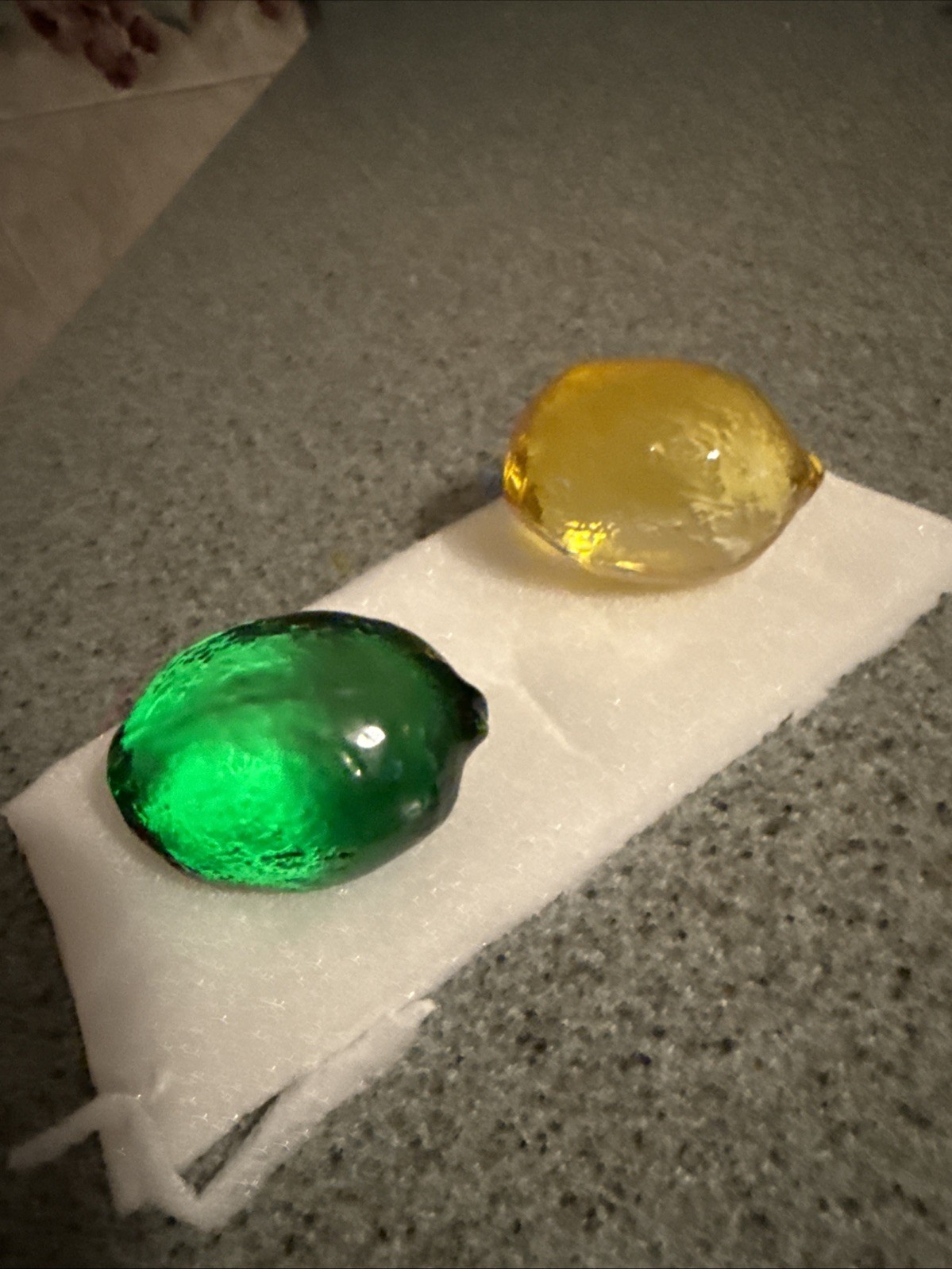 These Are A Beautiful Lemon And Lime Glass Figurine Set