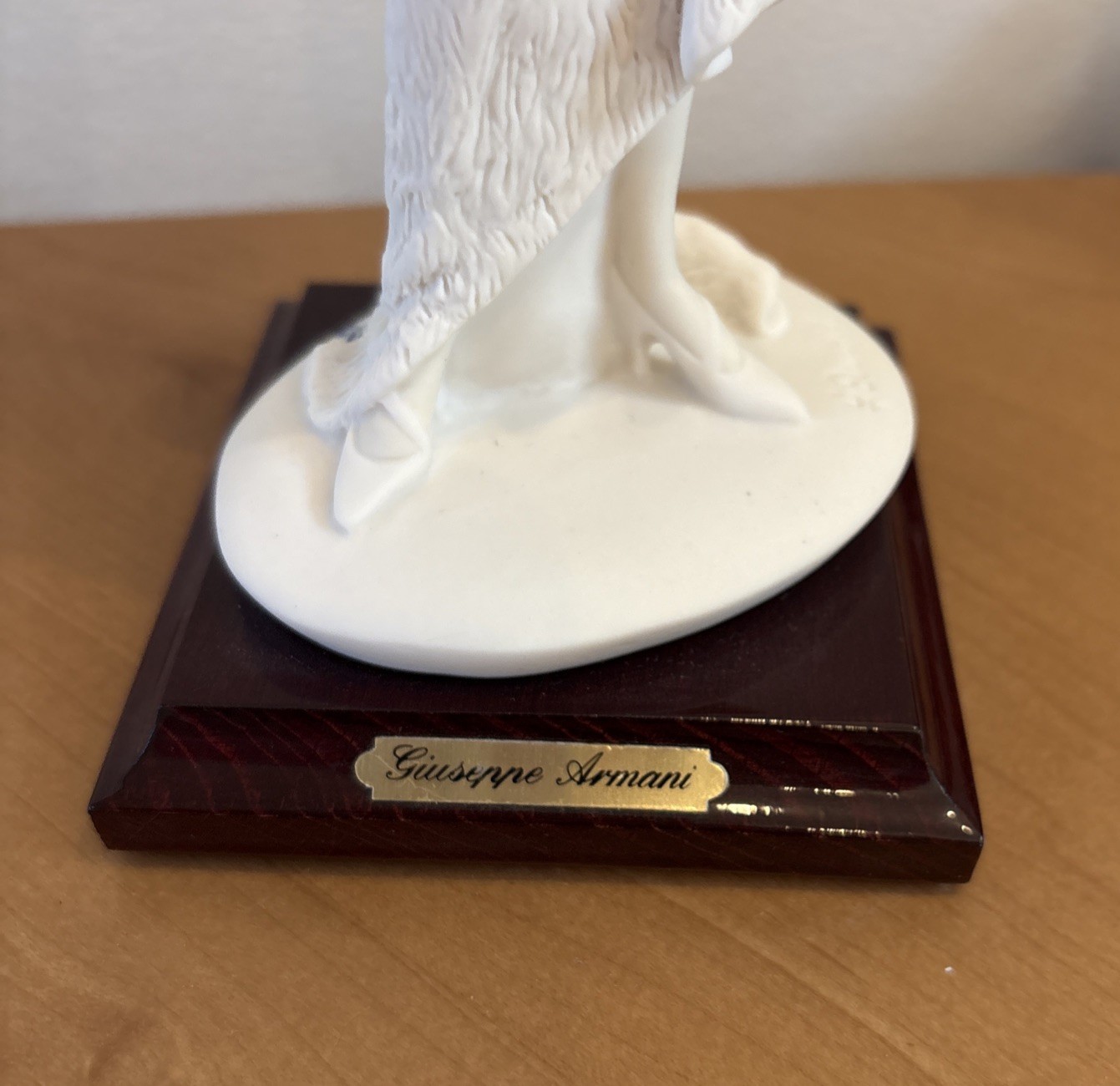 Giuseppe G Armani Flapper Statue Figurine Lady With Handbag 1987 Italy 10.75”H