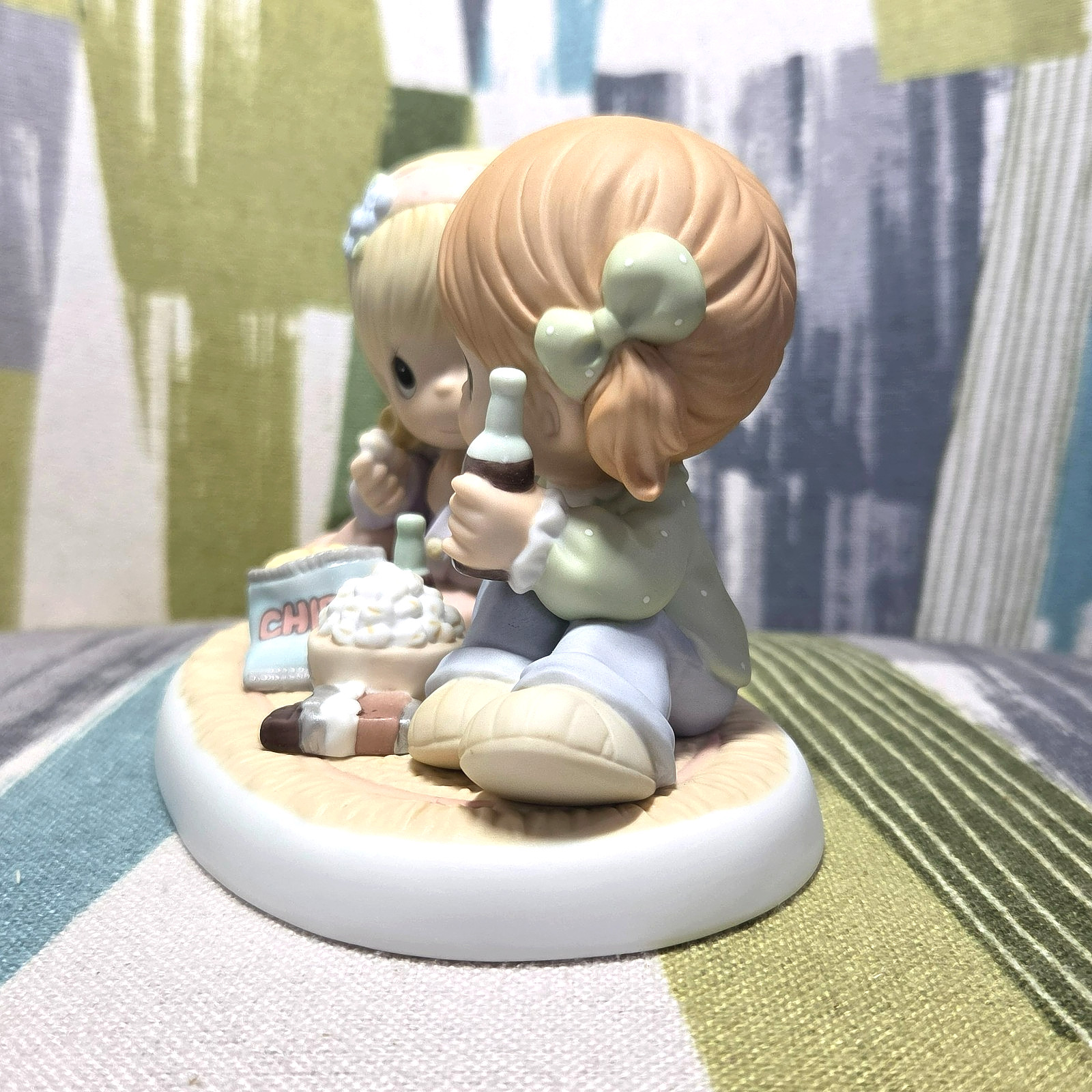 Precious Moments The Sweetest Treat Is Friendship Girls Snack Figurine Club Excl