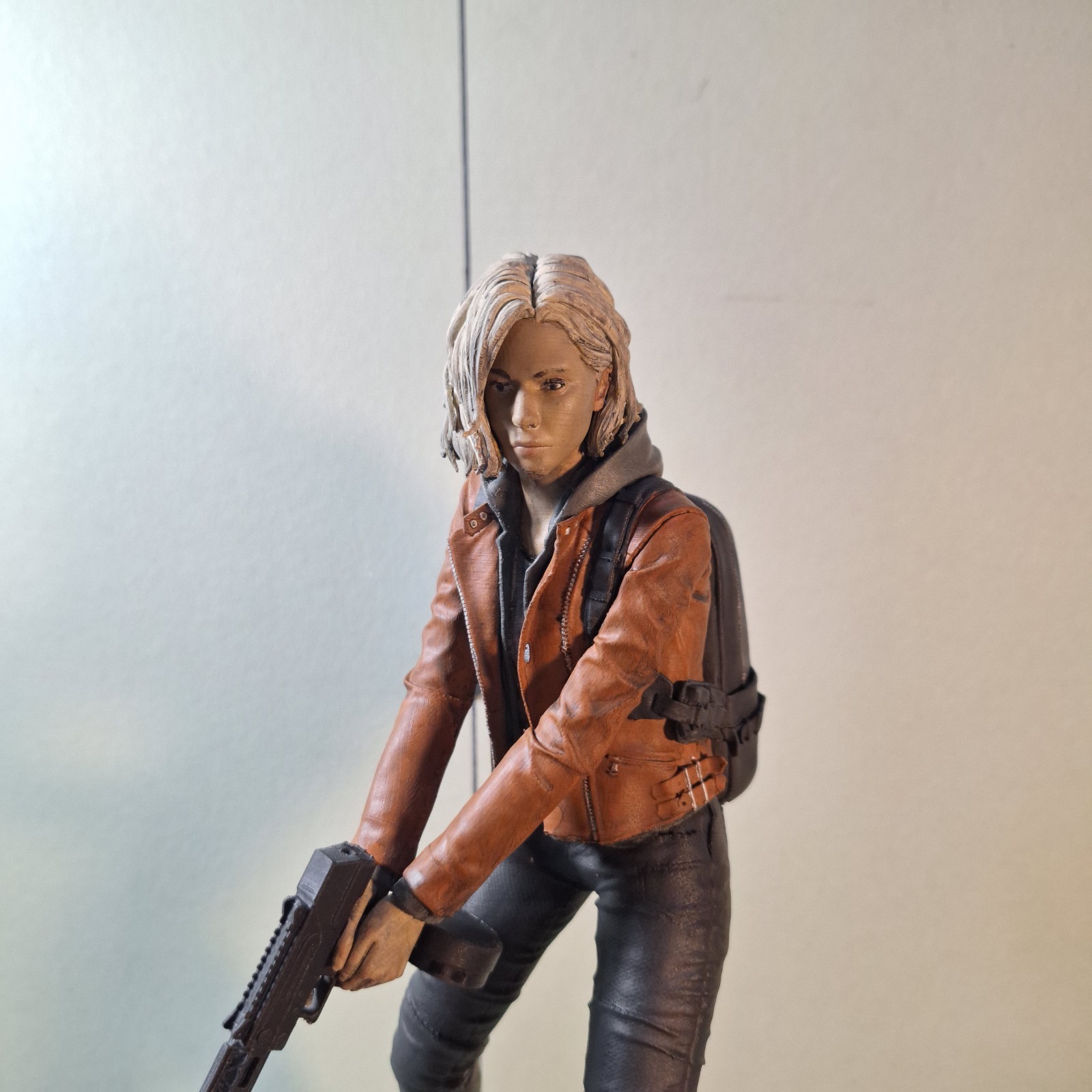 Grace Ashcroft Figurine Resident Evil Hand Painted Model / DIY Kit 11 pcs