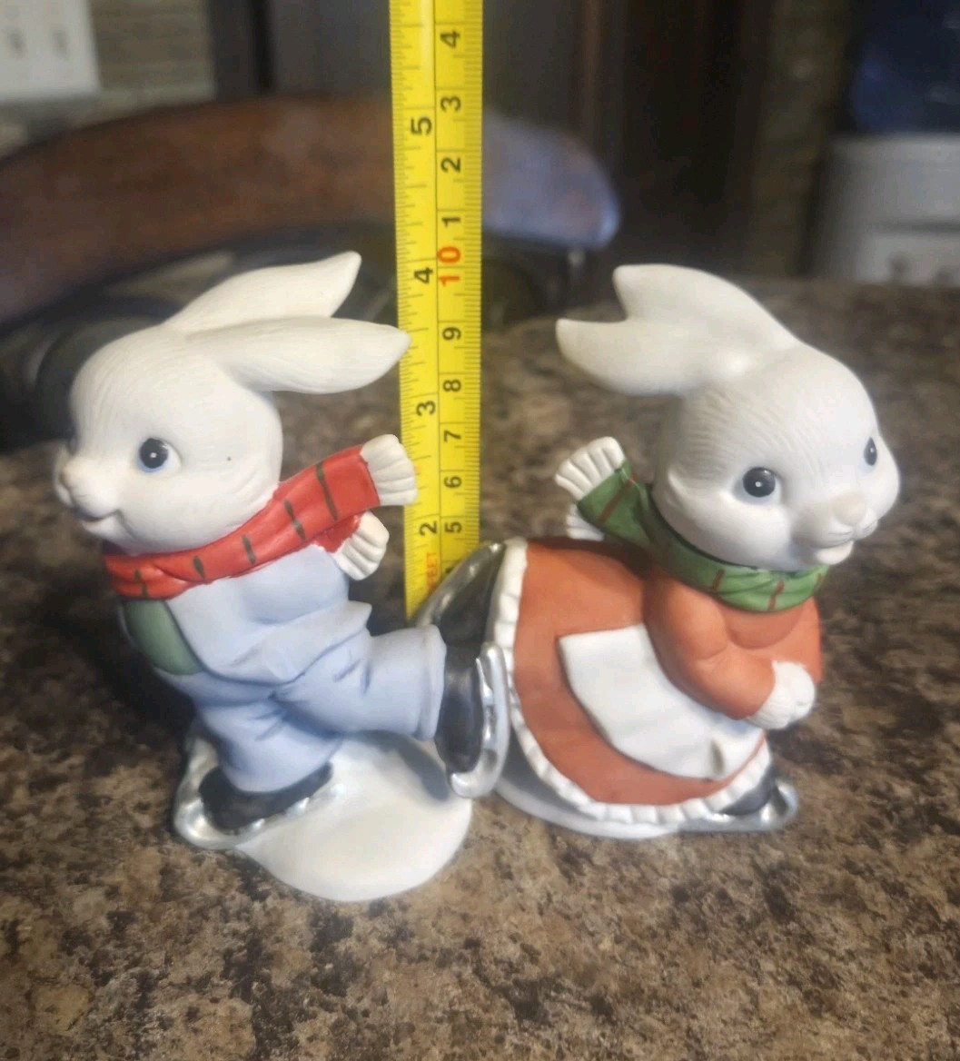 Vtg Christmas Pr HOMCO Figurines Ice Skating Girl Boy Bunnies 4″ Winter Decor