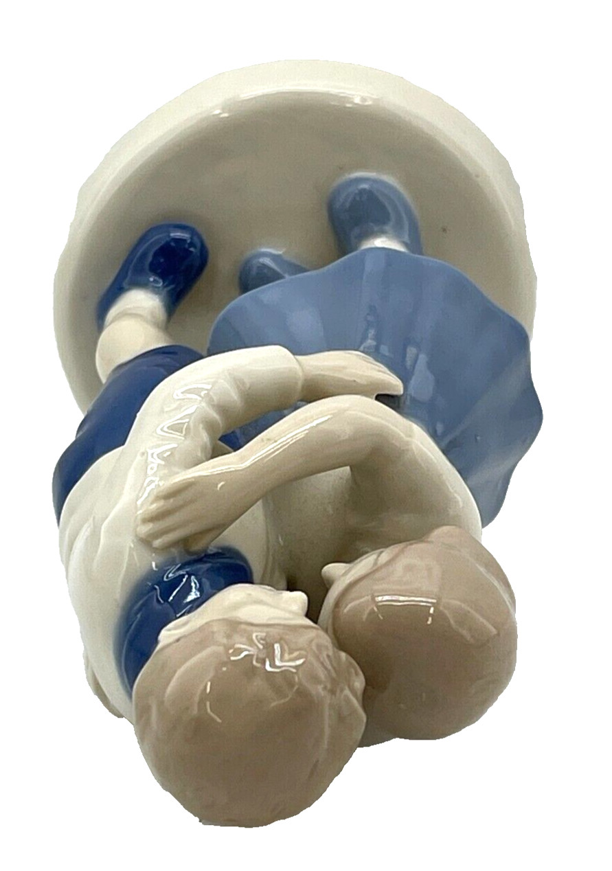 Carl Schneiders Erben Hugging Children Porcelain Scissor Mark 1859 Handpainted