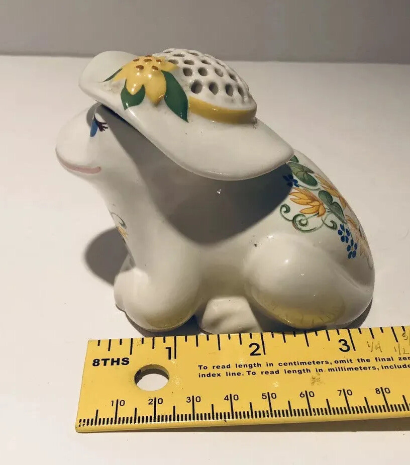 Vintage Potpourri FROG Flirtatious Sachet Pomander Fragrance Ceramic 3.5”x 3”
