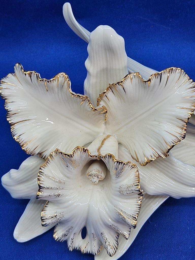 Lenox White & Gold Classic Garden Flower CATTLEYA ORCHID Figurine No Box 5″ Long