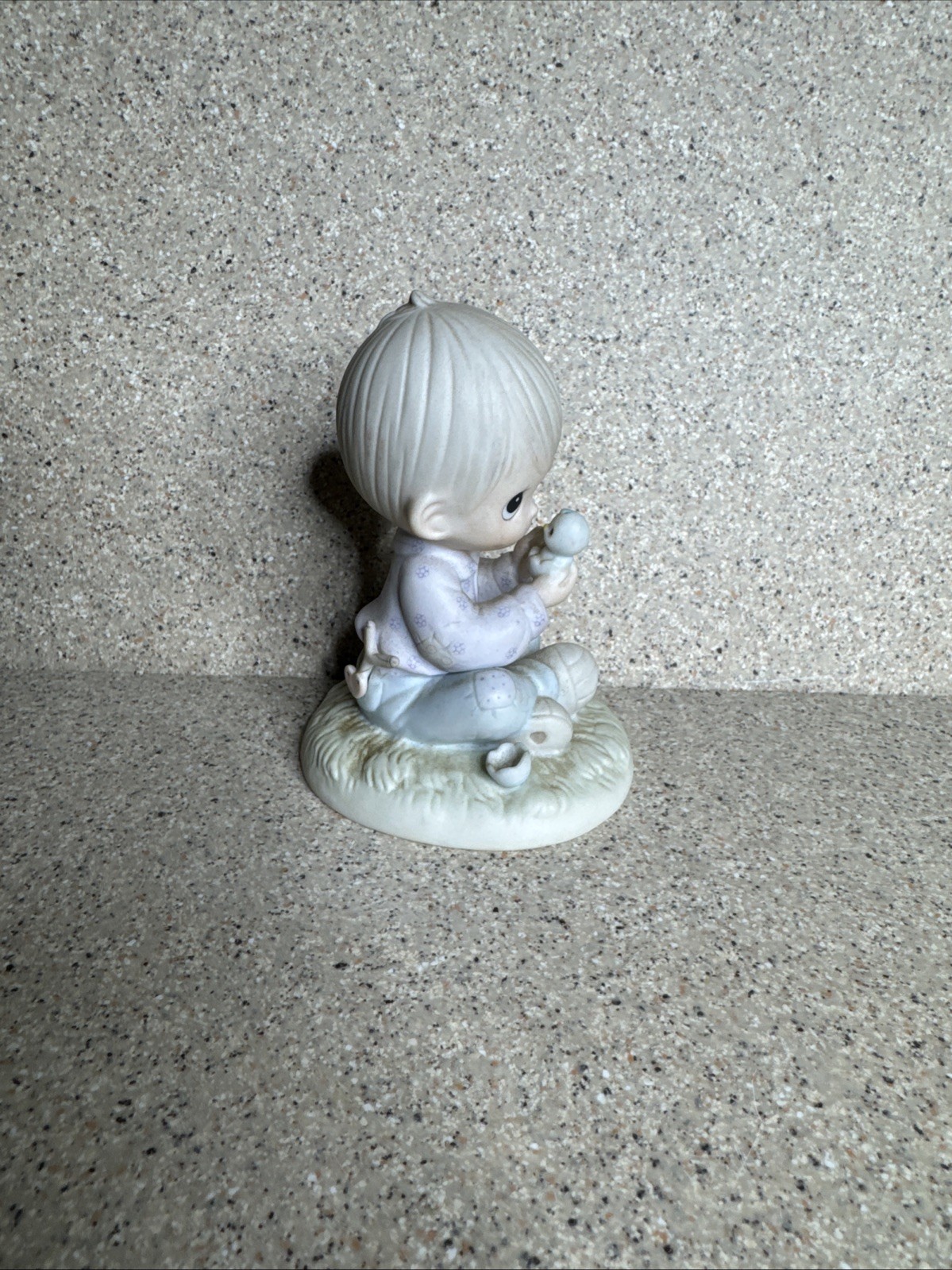 Enesco Precious Moments 1981 ‘I Believe in Miracles’ Collectible Doll Set E7156