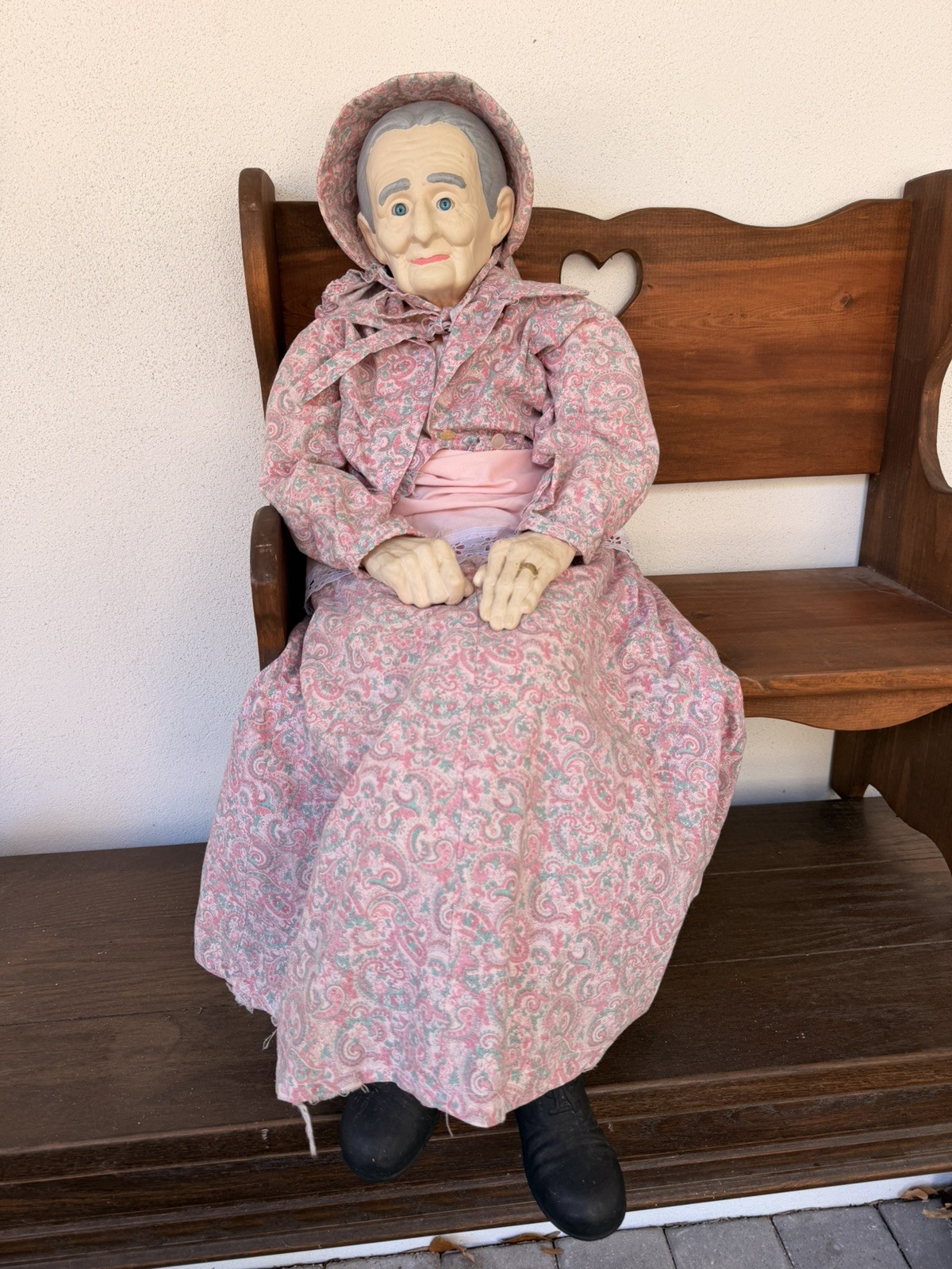 Vintage Grandma & Grandpa Porcelain Porch Sitters Wallace Style Pair Adorable!