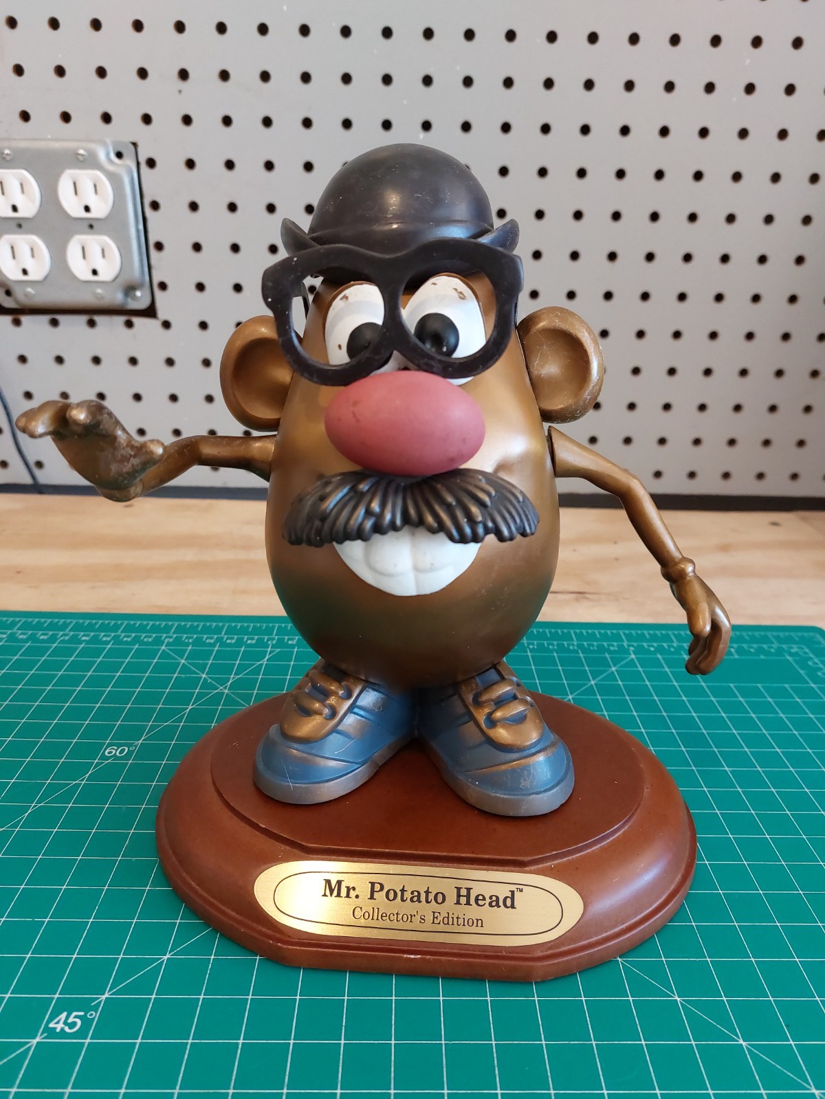 Franklin Mint 2002 50th Anniversary Bronze Mr Potato Head With Issues