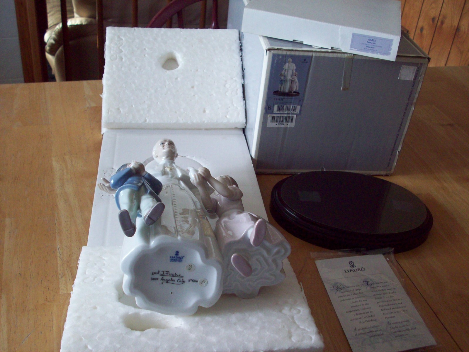 Lladro 1825 Pope John Paul II Signed with Box