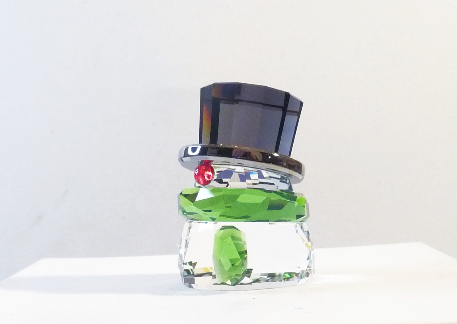 SWAROVSKI Holiday Cheers – Small Snowman Holiday Collectible 5596387 MIB