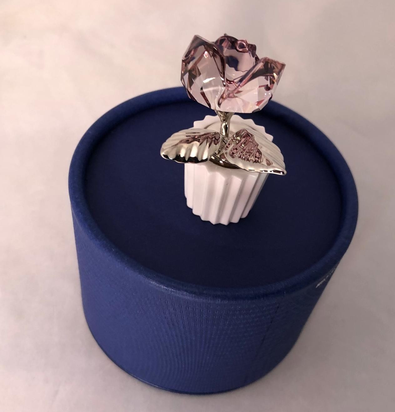 SWAROVSKI MINIATURE ANTIQUE PINK ROSE, #5045566, 2014, RETIRED, RARE, NEW IN BOX
