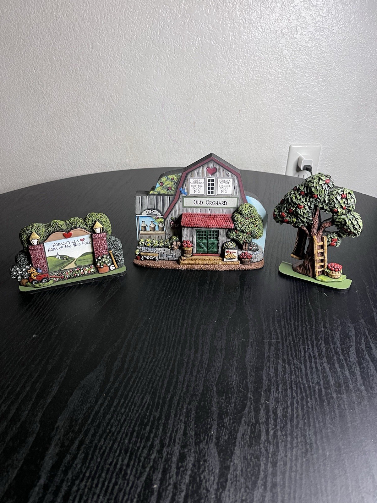 Country Lane Buildings Brandywine SET OF 3 Collectibles Barn,tree,sign